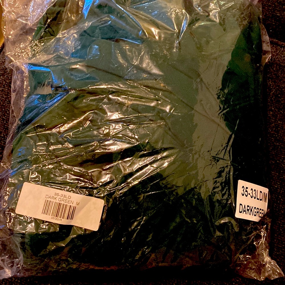 Lulu’s dress size M, never worn ordered a S and a M but missed the return window